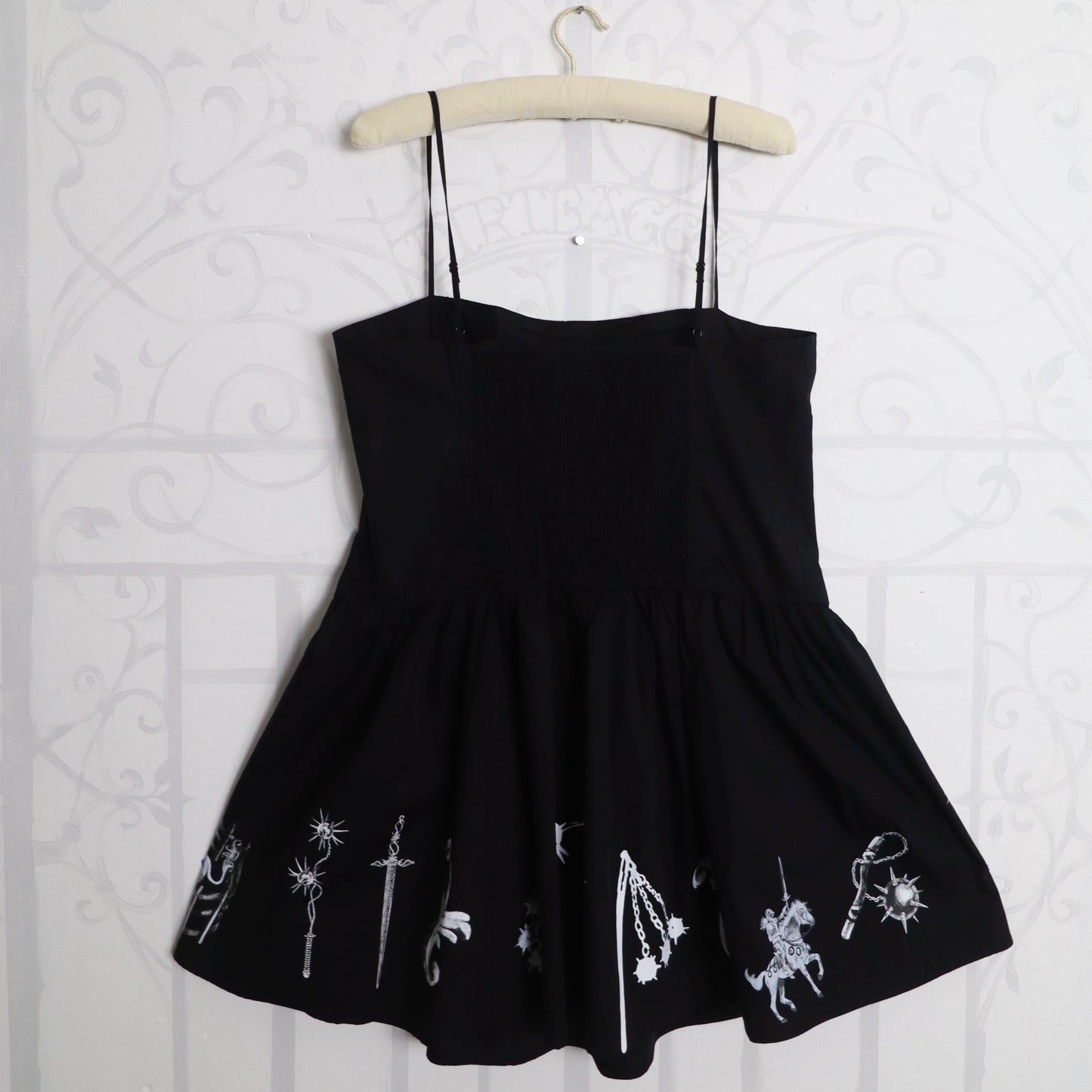 ✶ Medieval Mystery Dress ✶