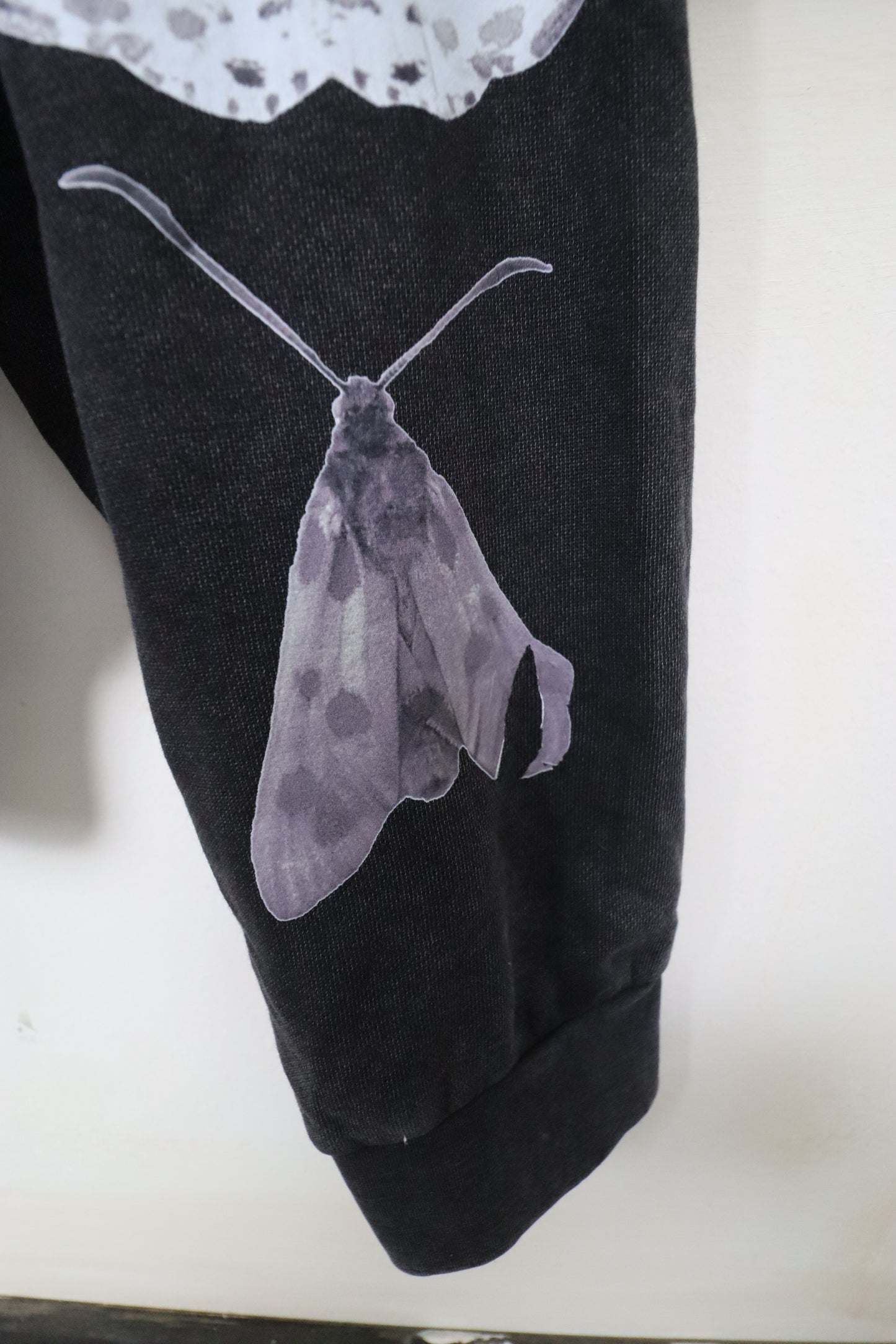 ✶SAMPLE SALE ✶ Item 17: Tooth Fairy Hoodie ✶ Size: 3XL