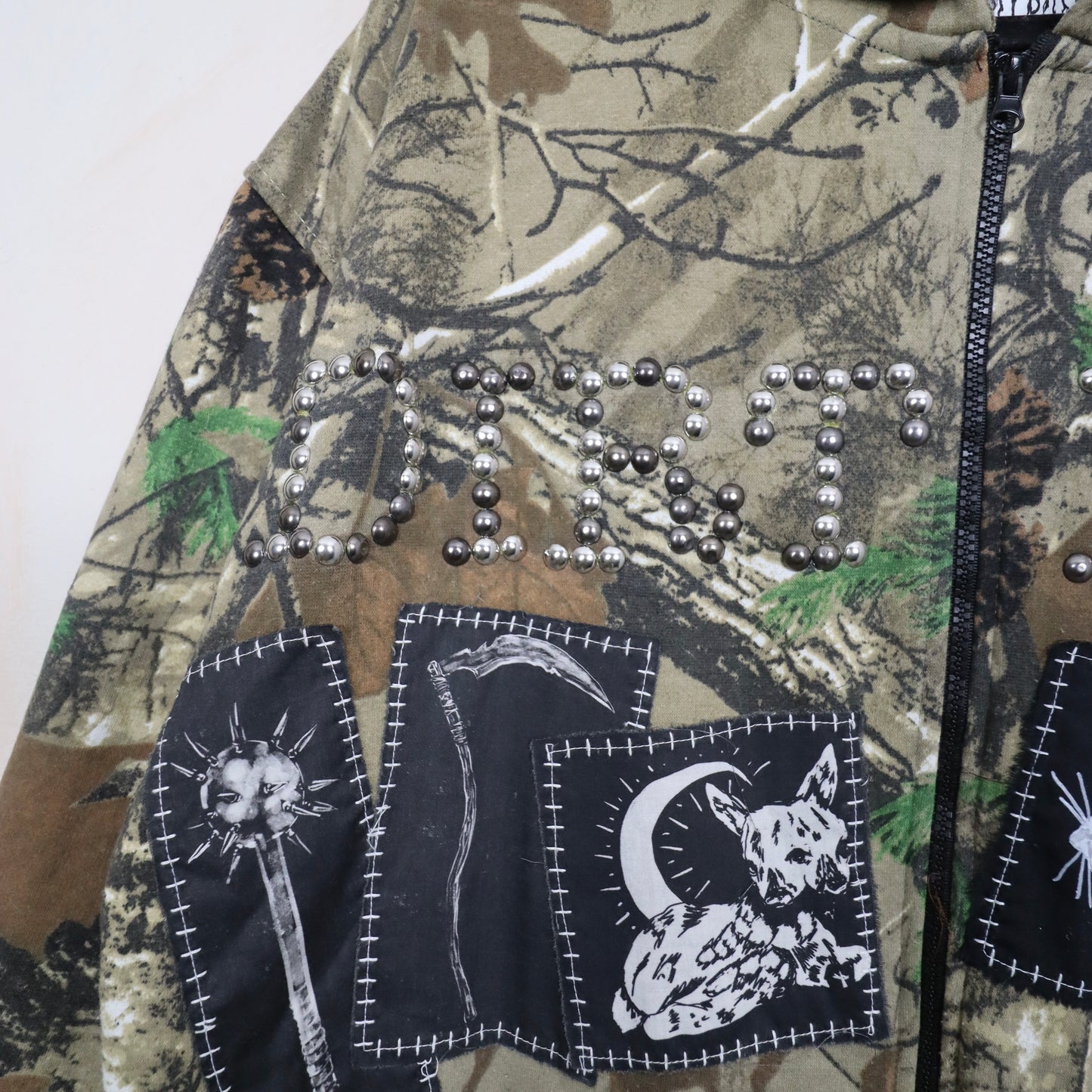 ✶SAMPLE SALE ✶ Item 11: Camo Zip-Up Hoodie  ✶ Size: XXL