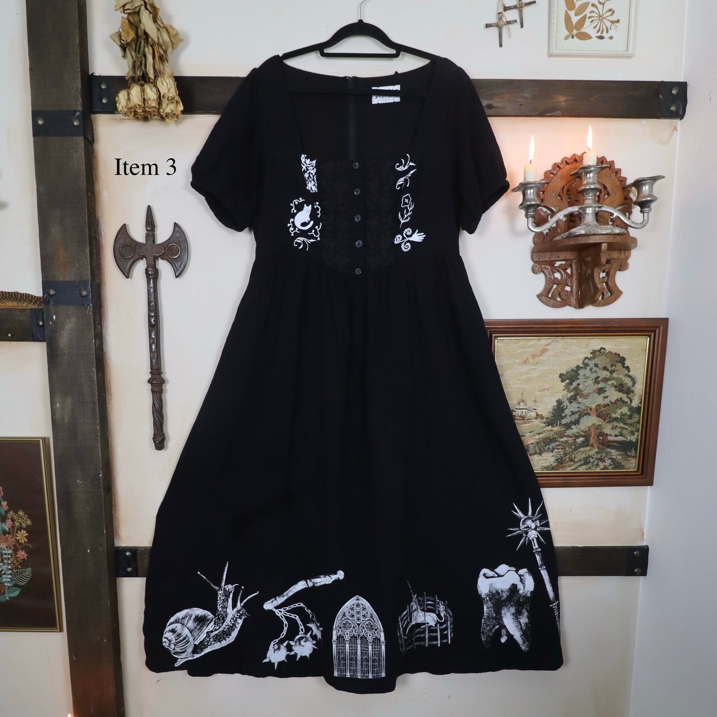 ✶SAMPLE SALE ✶ Item 3: Medieval print Maxi Dress  ✶ Size: UK 12
