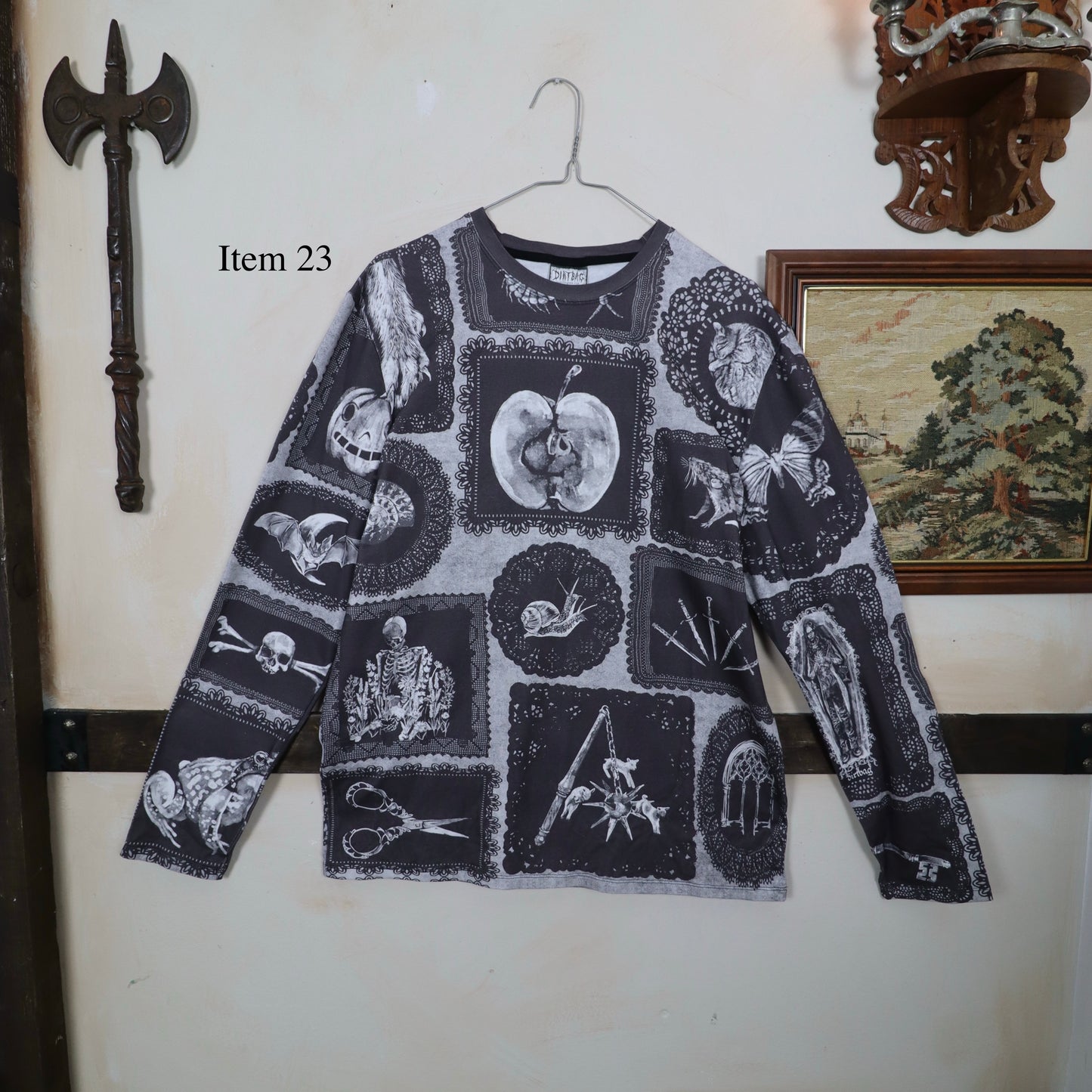 ✶SAMPLE SALE✶ Item 23: Doily Print Long Sleeve  ✶ Size: L