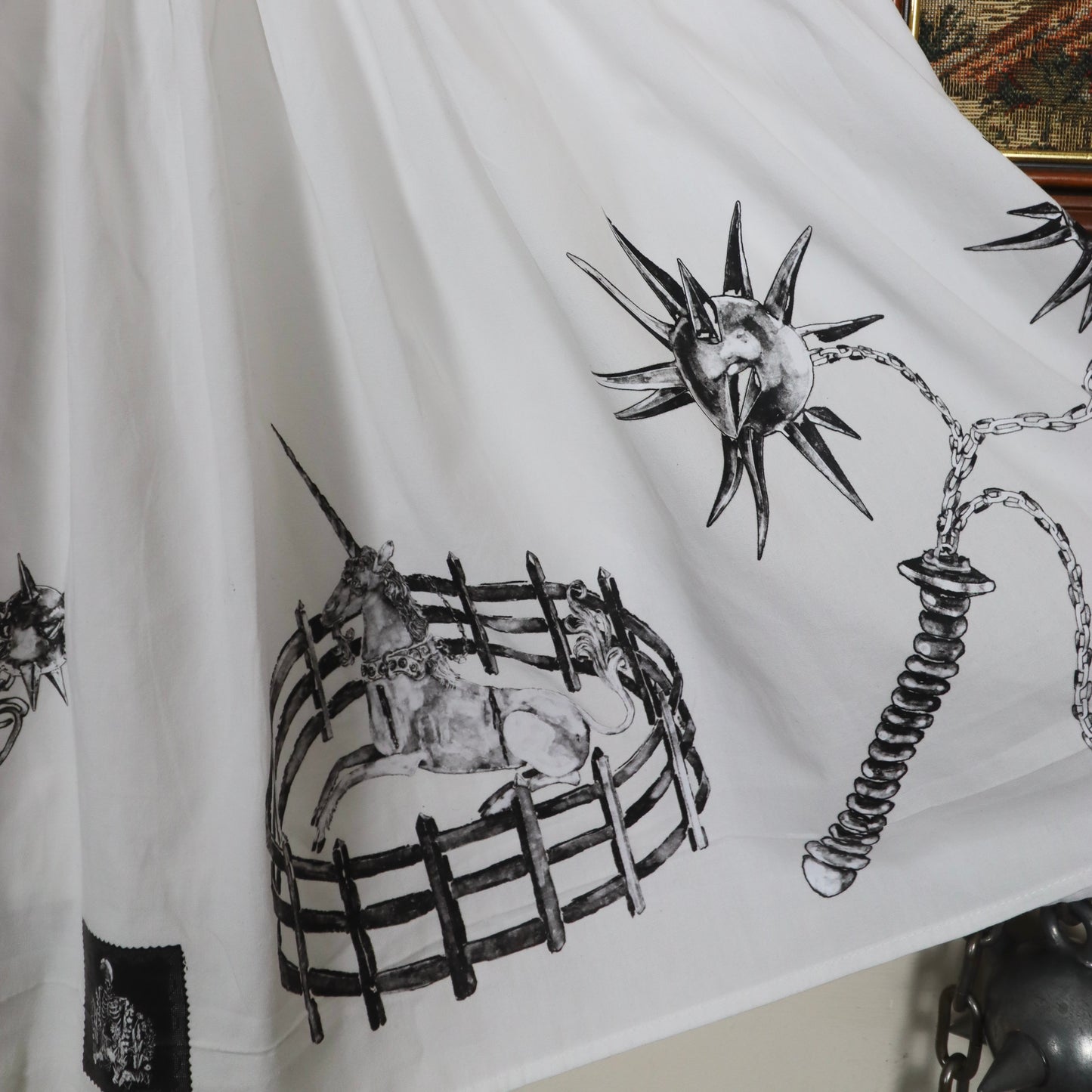 White medieval print dress ✶ Size UK 10 / US 6 / EU 38
