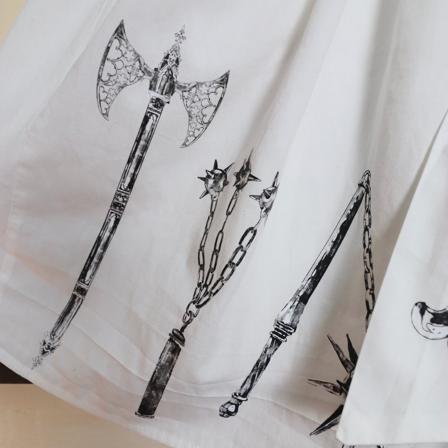 White medieval print dress ✶ Size UK 10 / US 6 / EU 38