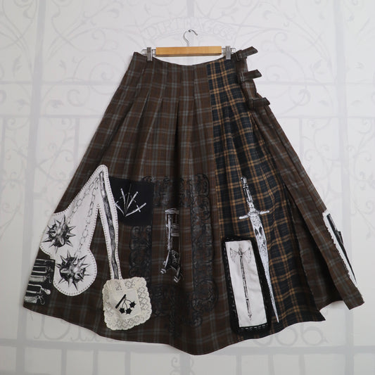 ✶ 1/1 weaponry skirt ✶ XL / UK14 / US10 / EU42