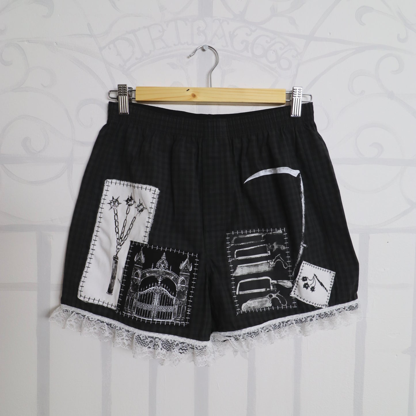 ✶ 1/1 patched boxer shorts ✶ S / UK8 / US4 / EU36