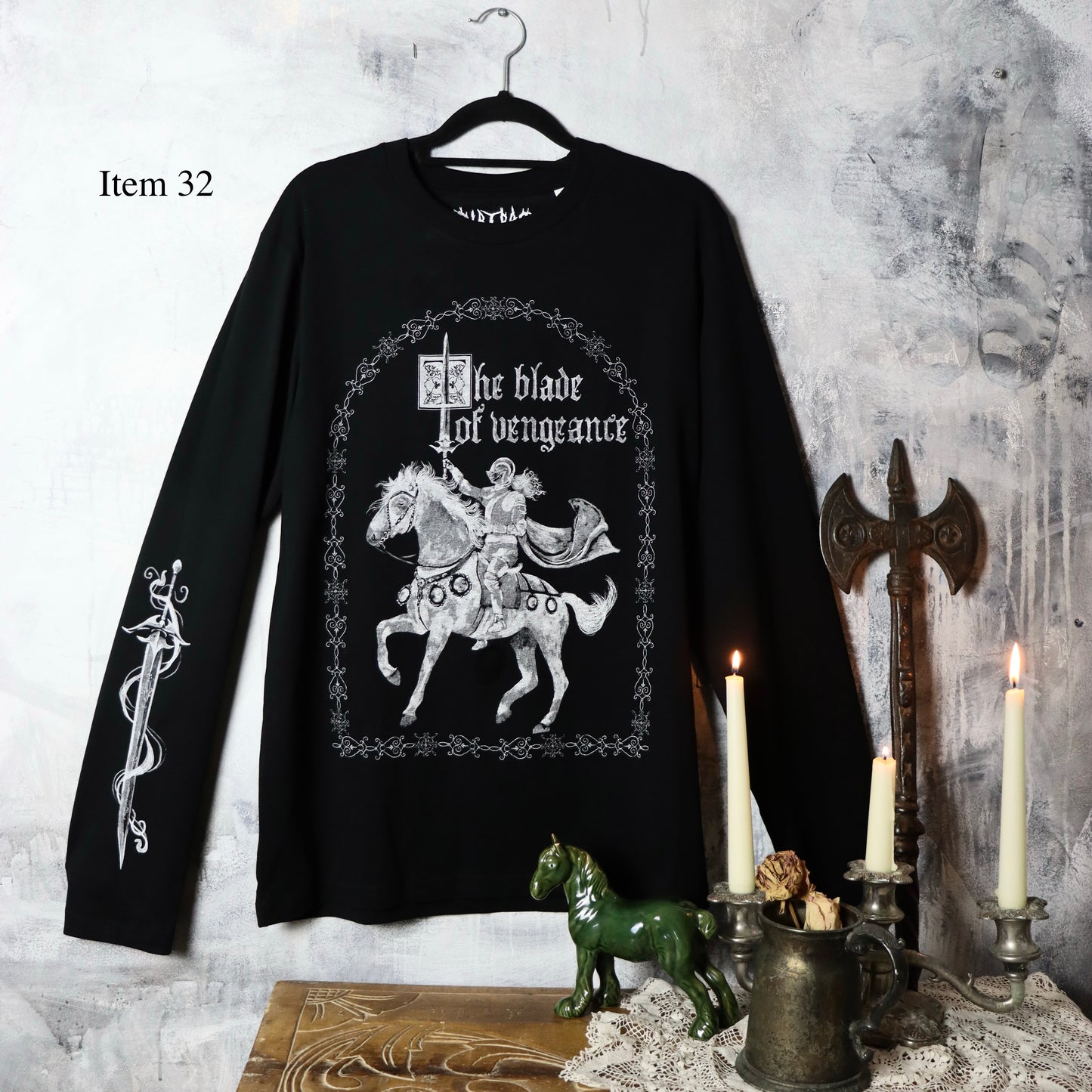 ✶SAMPLE SALE✶ Item 32: Blade of Vengeance Tee  ✶ Size: 3XL