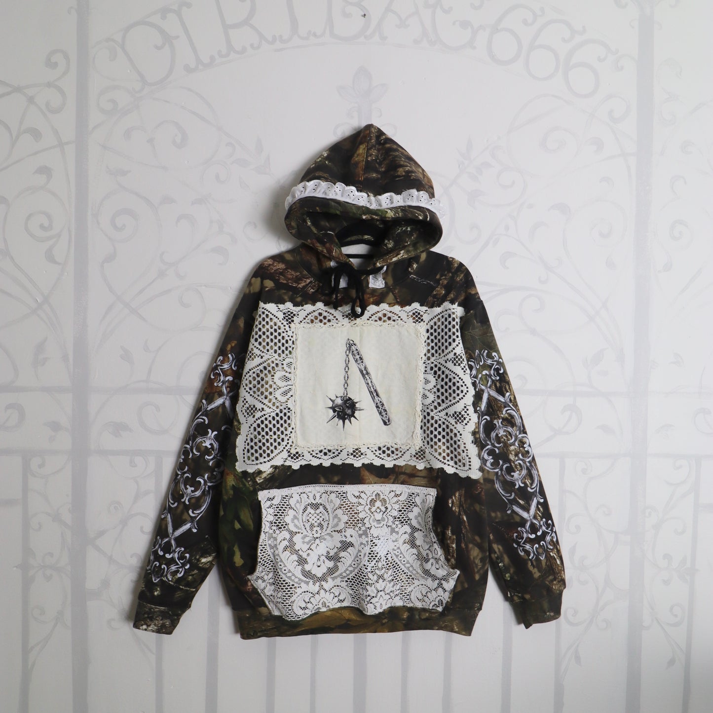 ✶Southern gothic hoodie ✶ Size M ✶