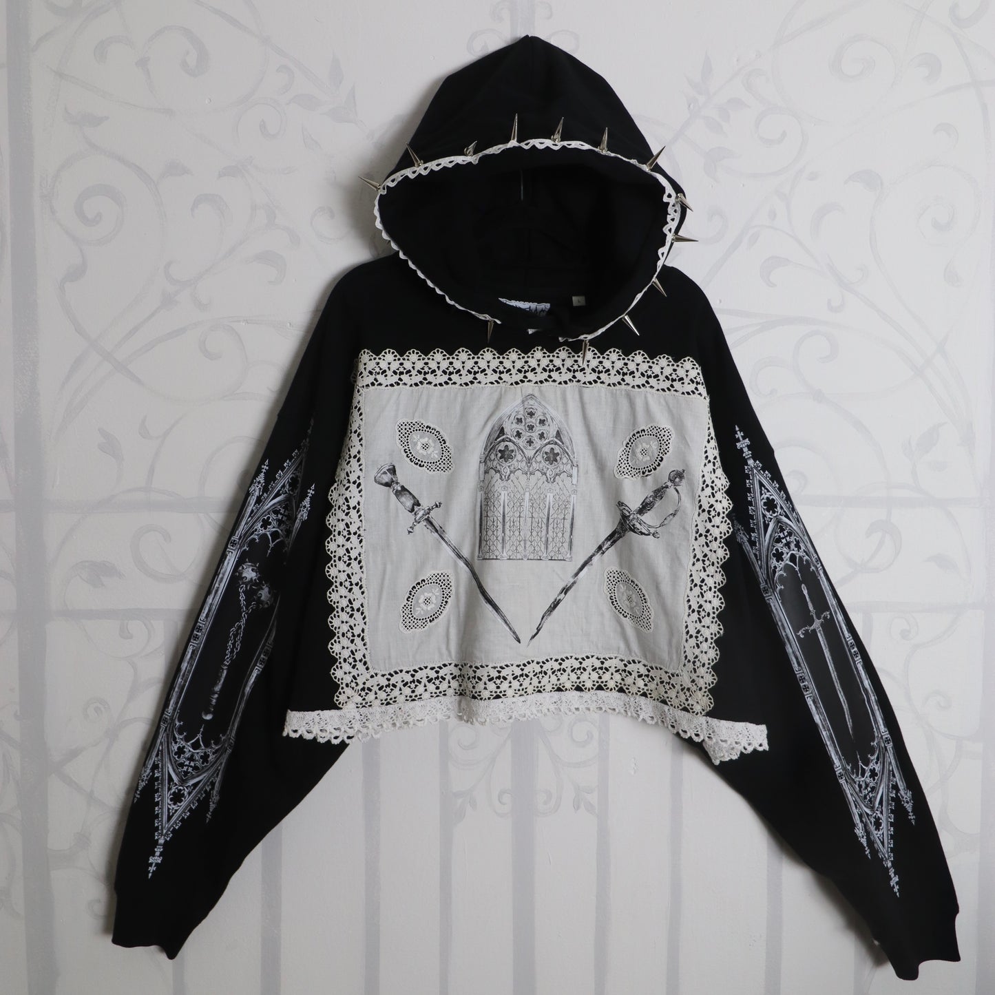 ✶ Gothic architecture hoodie ✶ Size L