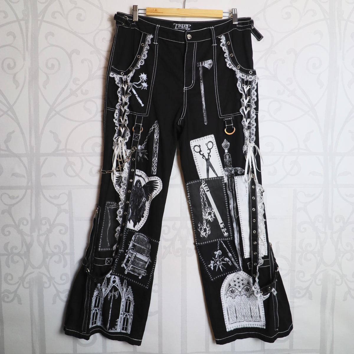 ✶ Patch pants ✶ Waist 31"